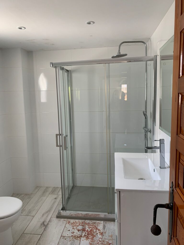 reforma integral de baño en Jávea